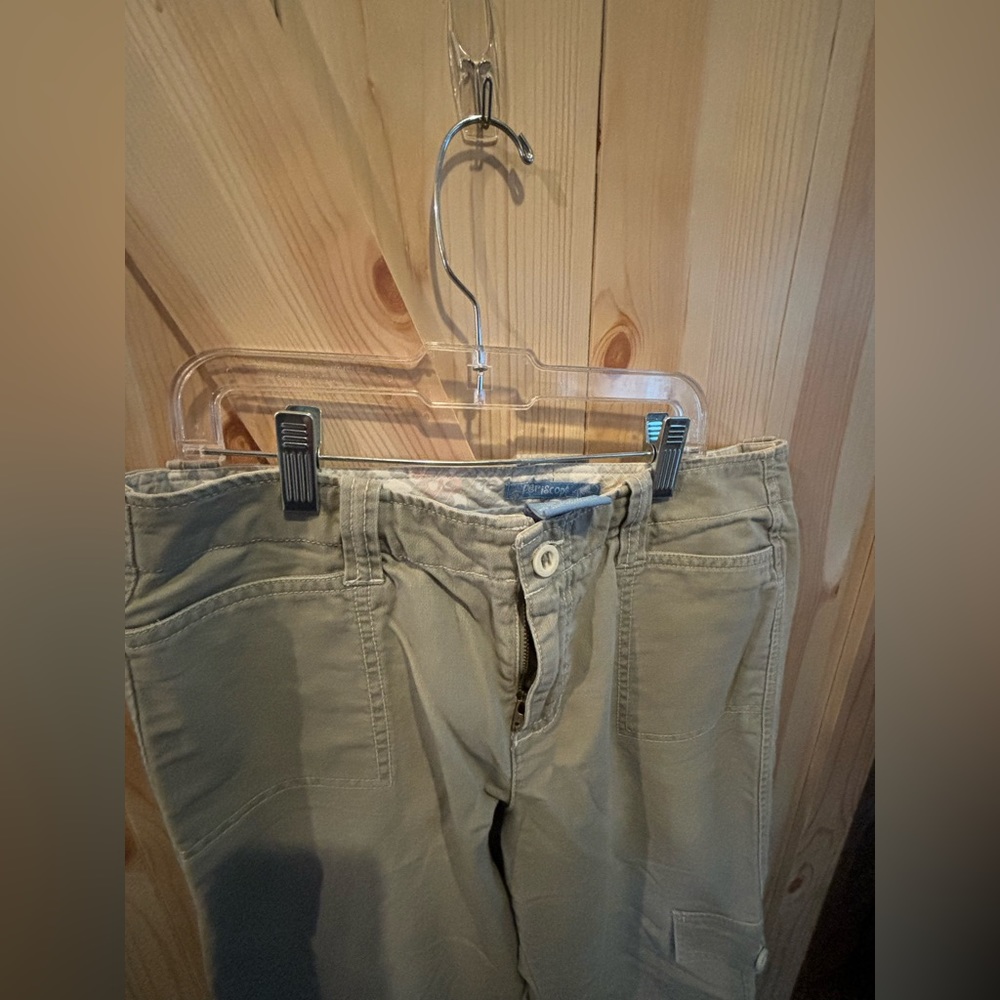 Periscope cargo tan pants